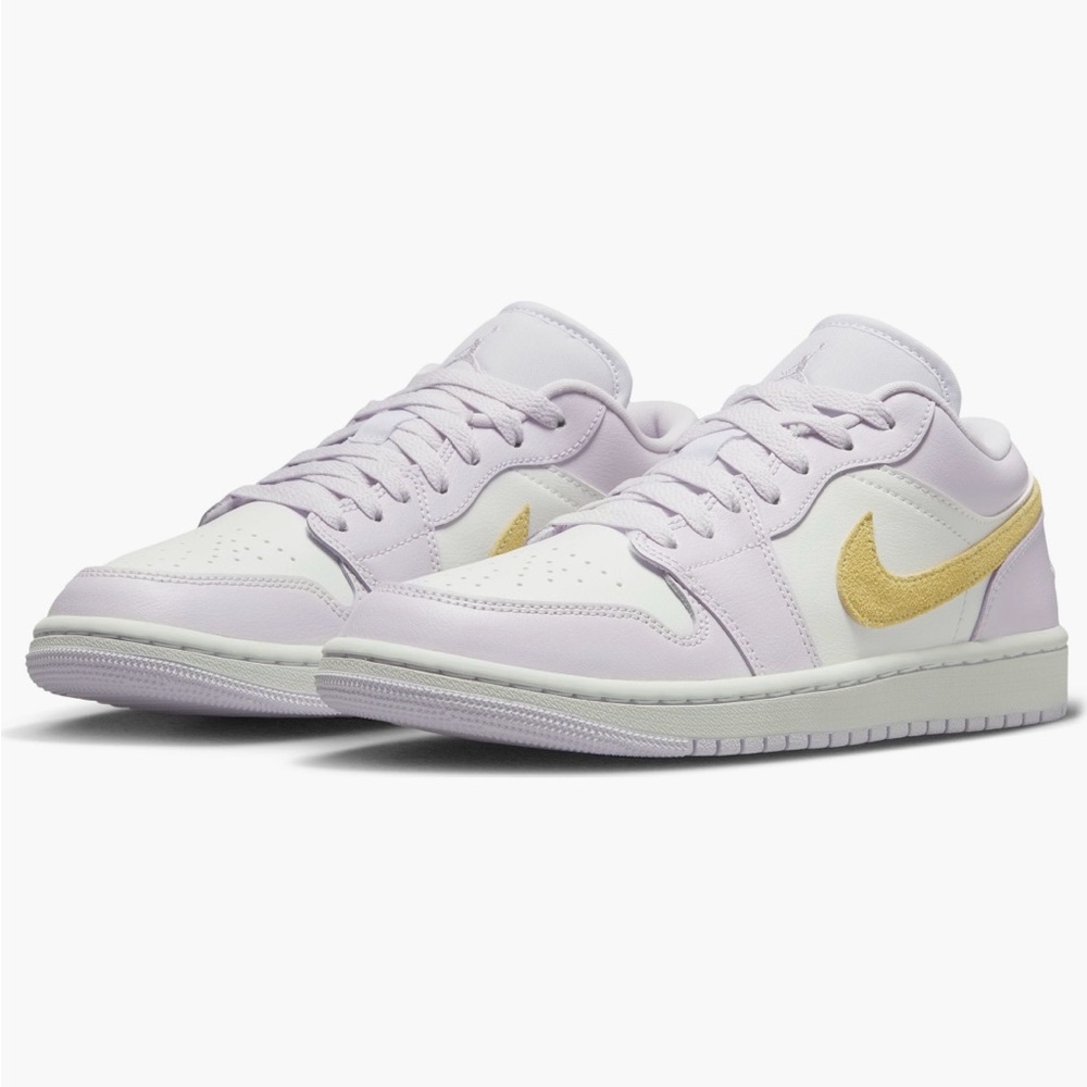 Womens Air Jordan 1 Low Sneaker